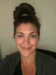 Hi my name is Andrea, I am Happy and proud mom of 3 adventurous kids, (24y,  9yrs 8yrs old) I am also a nurse by profession with over 10yrs experience  in nurturing