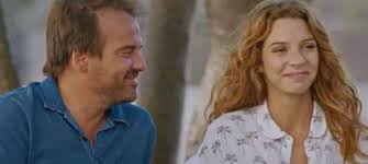 Après avoir lutté contre ses sentiments pour djawad, samia s'est finalement investie corps et âme dans. Plus Belle La Vie Lea Devoile Enfin Ses Sentiments A Jean Paul Mce Tv