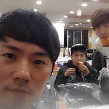 He is currently managed by bb entertainment. Gagconjana 150422 Lee Mun Jae S Instagram Update ì´ë¬¸ìž¬ ê¹€ì •í›ˆ