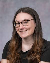 Lea Saunders's Instagram, Twitter & Facebook