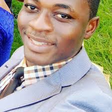 Mose Mast's Instagram, Twitter & Facebook