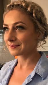 Stephanie Hughes, Licensed MUA