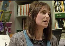 En homaxe a Isaac Díaz Pardo, pintor, editor e fundador de Sargadelos.  [Imaxe: Retrato de Díaz Pardo por Alberta Costa.]