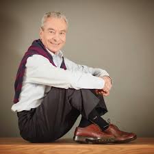 César Costa | ¿Qué tal? ¿Qué les parece? ¡Feliz inicio de semana! Fotos:  @ansina | Instagram