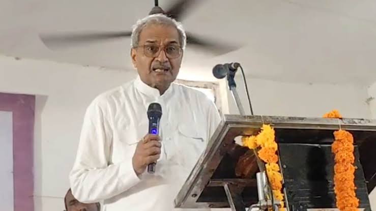 एक कमरे में थे 1100 वोटर... वोट चोरी के आरोपों पर BJP सांसद का पलटवार, 2003  का मामला उठाकर कांग्रेस को लिया आड़े हाथ - Rewa BJP MP Janardan Mishra has  confirmed