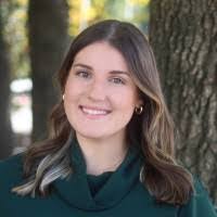 Kari Connor's Instagram, Twitter & Facebook