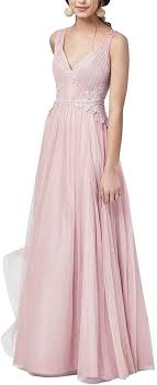 There are plenty of beautiful styles that offer a flattering silhouette including fit and flare. Women S Halter A Line Long Bridesmaid Dress Straps Chiffon Maxi Prom Dress Rose Floral Size 46 Amazon De Bekleidung