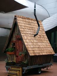 Galerie Spielhaus Teehaus Haus