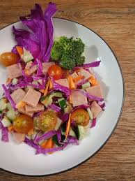 Jun 23, 2021 · gỏi cuốn atau yang juga dikenal vietnam spring roll ini merupakan olahan khas vietnam yang mirip dengan lumpia. Cozy Home Idea Home Interior Design Makassar