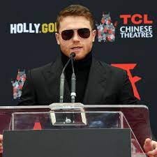 Saunders is getting to him. Canelo Saunders Pre Sale Tickets Break Record Over 40k Sold Bad Left Hook