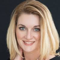 Lisa Nicklow's Instagram, Twitter & Facebook