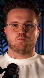 How do you effectively position yourself as a thought leader? In our first  episode of Real Marketing Talk, VP of Client Account Strategy Jess Flynn  and Head of Digital Marketing Dan Natale