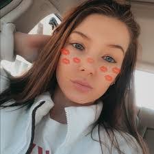 Deanna Mccullough's Instagram, Twitter & Facebook