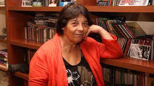 Liliana herrero es una entrerriana cantante de folclore argentino que inició su vida artística como cantante en los años '60. Liliana Herrero Cantar Es Parte De Una Memoria Personal Y Colectiva Infobae