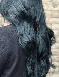 Hence, lighten your hair to get an accurate color. 20 Amazing Blue Black Hair Color Looks