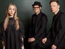 See our the wrong place belgium's hooverphonic have taken to the stage inside the rotterdam ahoy for their first. Belgium S Hooverphonic Places Fifth In Alternative Eurovision The Bulletin