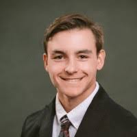 700+ profilů „Regas“