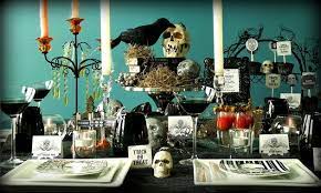 Invite your friends over for a 'spooky soiree' halloween dinner party this year. Wicked Halloween Dinner Party Celebrations At Home