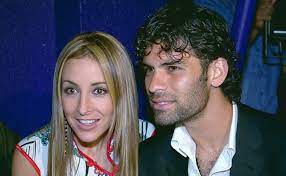 Rafael married mexican actress adriana lavat in december 2001 and had two children, santiago rafael and rafaela, before separating in 2007 and divorcing. Adriana Lavat Dice Que Rafael Marquez Debe Pagar Manutencion O A La Carcel