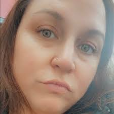 Amanda Nabb's Instagram, Twitter & Facebook