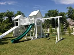 With numerous options available directly from the largest manufacturer of residential swing sets in the us, the backyard discovery line has something for every family. What Is The Best Backyard Playset For Arizona Ruffhouse Vinyl Play Systems