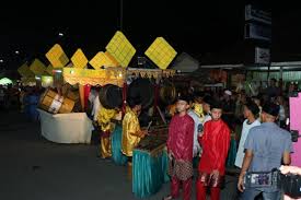 Takbiran lebaran, want to stream as opposed to download? Lomba Pawai Malam Takbiran Sambut Idul Fitri Di Kuala Tungkal Gaya Hidup