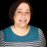 Amanda Dingler's Instagram, Twitter & Facebook