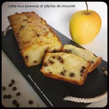 Cake Aux Pommes Et Pepites De Chocolat Delices Douceurs Et Gourmandises Cake Aux Pommes Pepite Chocolat Cake Pomme Chocolat