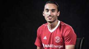 Rekan ezra walian di jong ajax seperti cerny, de jong, dan kluivert sudah bermain untuk ajax di liga europa. Ezra Walian Kirim Pesan Untuk Pahlawan Kemenangan Ajax Amsterdam Matthijs De Ligt Tribunnews Com Mobile