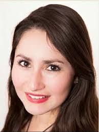 Laura Ledet's Instagram, Twitter & Facebook