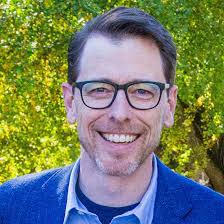 Kirk Sims's Instagram, Twitter & Facebook