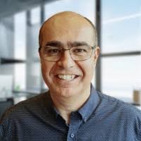 100+ perfis com “Ludwig”