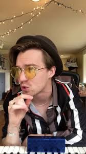 Daisy Spence's Instagram, Twitter & Facebook