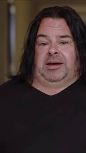 L'art de créer un violon unique en bois de cerisier