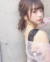 大学生社会人向け大人っぽいヘアアレンジでアカ抜けた印象に