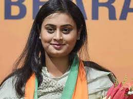 श्रेयसी ने भूपेंद्र यादव की मौजूदगी में भाजपा की सदस्यता ग्रहण की. From Shooting To Politics Shreyasi Singh Follows Her Family S Footsteps More Sports News Times Of India
