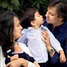 Vivek Oberoi with wife Priyanka, son Vivaan Veer and daughter Ameyaa  Nirvana | Hindi Movie News - Times of India