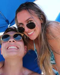 three years of selfies! love ya🤍