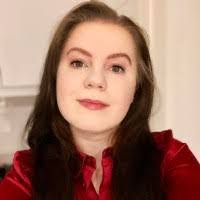 Sandra Lind's Instagram, Twitter & Facebook