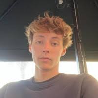 1000+ perfiles de «Noah»