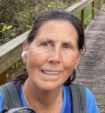 Carrie Prewitt's Instagram, Twitter & Facebook