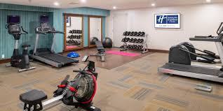 I ristoranti facilmente raggiungibili includono turtleback tap sono disponibili servizi di pulizia presso holiday inn express hotel & suites halifax airport? Holiday Inn Express Suites Halifax Bedford Ihg Hotel