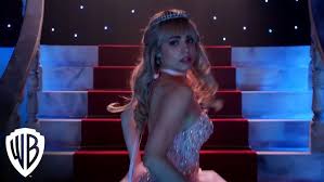 A modern hamupipőke ha passzol a cipő videókat természetesen megnézheted online is itt az oldalon. A Cinderella Story If The Shoe Fits That S A Lot Of Grapes Warner Bros Entertainment Youtube