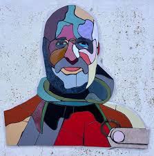 Bournemouth metal detectorist suprised by beach art