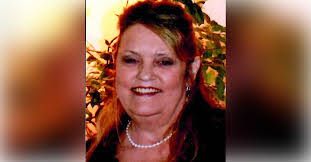 Amber Woodard's Instagram, Twitter & Facebook