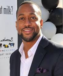 Leg Shaking Habits and Possible Reasons