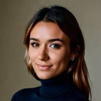 Vicky Stringer's Instagram, Twitter & Facebook