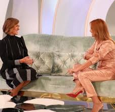 Sofia oliveira é uma popular jornalista e apresentadora do canal 11, conhecida por, de acordo com. Fatima Lopes Recorda Emergencia No Hospital Entrei Em Cadeira De Rodas Nao Respirava E Pensei Que Ia Morrer