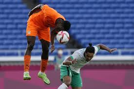 أكد لاعب المنتخب السعودي لرفع الأثقال سراج آل سليم، على سعادته وفخره بتمثيل المملكة في دورة الألعاب الأولمبية الصيفية بالعاصمة اليابانية طوكيو. Obzyol1zi5jw9m