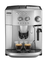 Other notable difference between these two is that new and improved deluxe version has. Magnifica Coffee Machine 1450w Esam 4200 S Silver Black Price In Uae Noon Uae Kanbkam